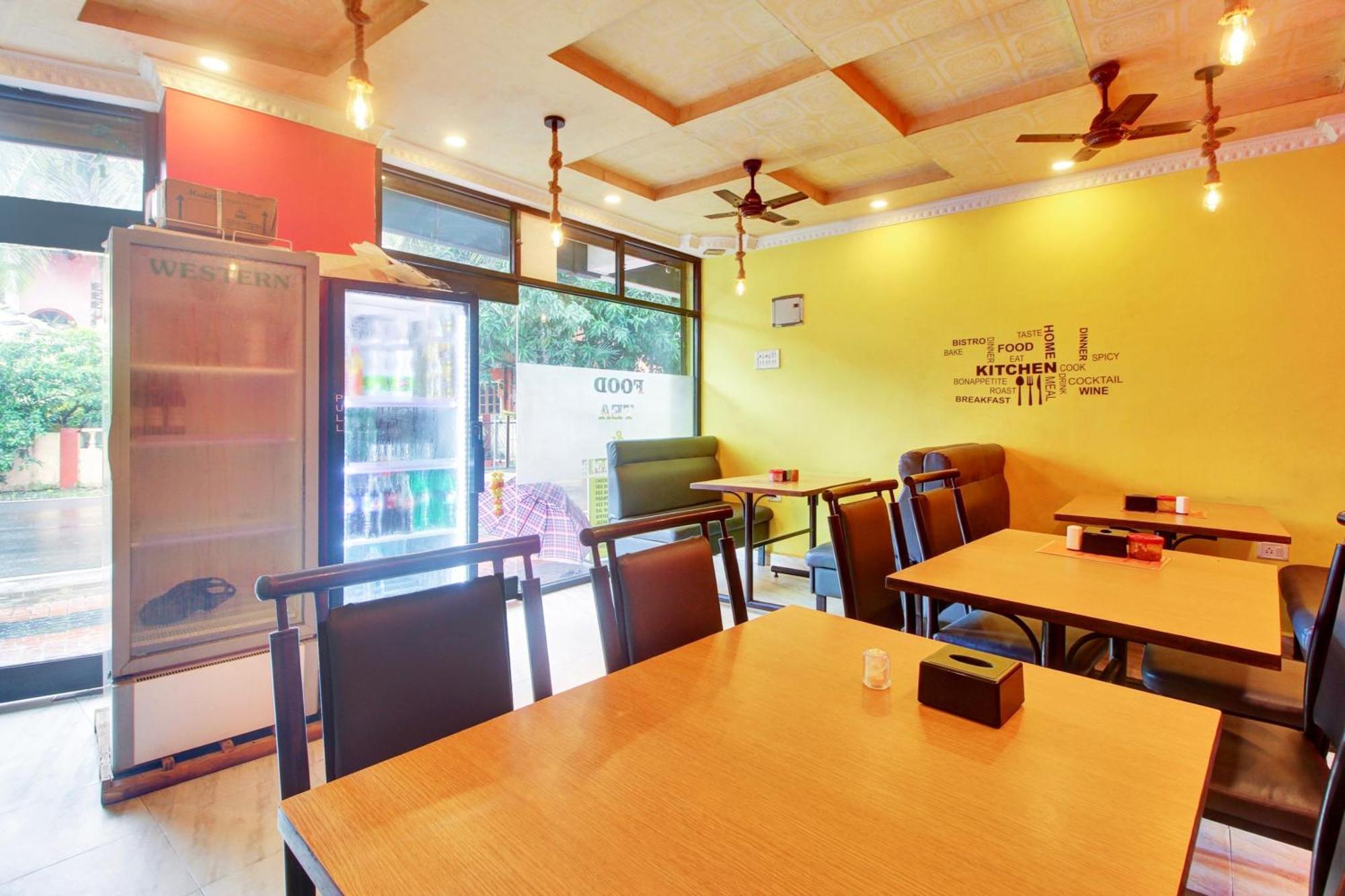 Hotel O Ferns Guest House Calangute Extérieur photo